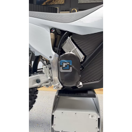 Stark Varg Carbon Cover Right Side | Competition Tested | DBR-PARTS